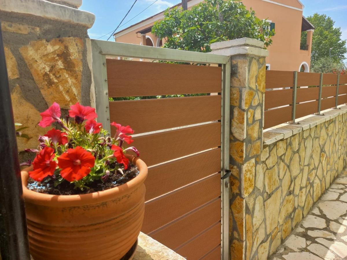 Villa Tina Country Beach Apartments Aharávi Szoba fotó