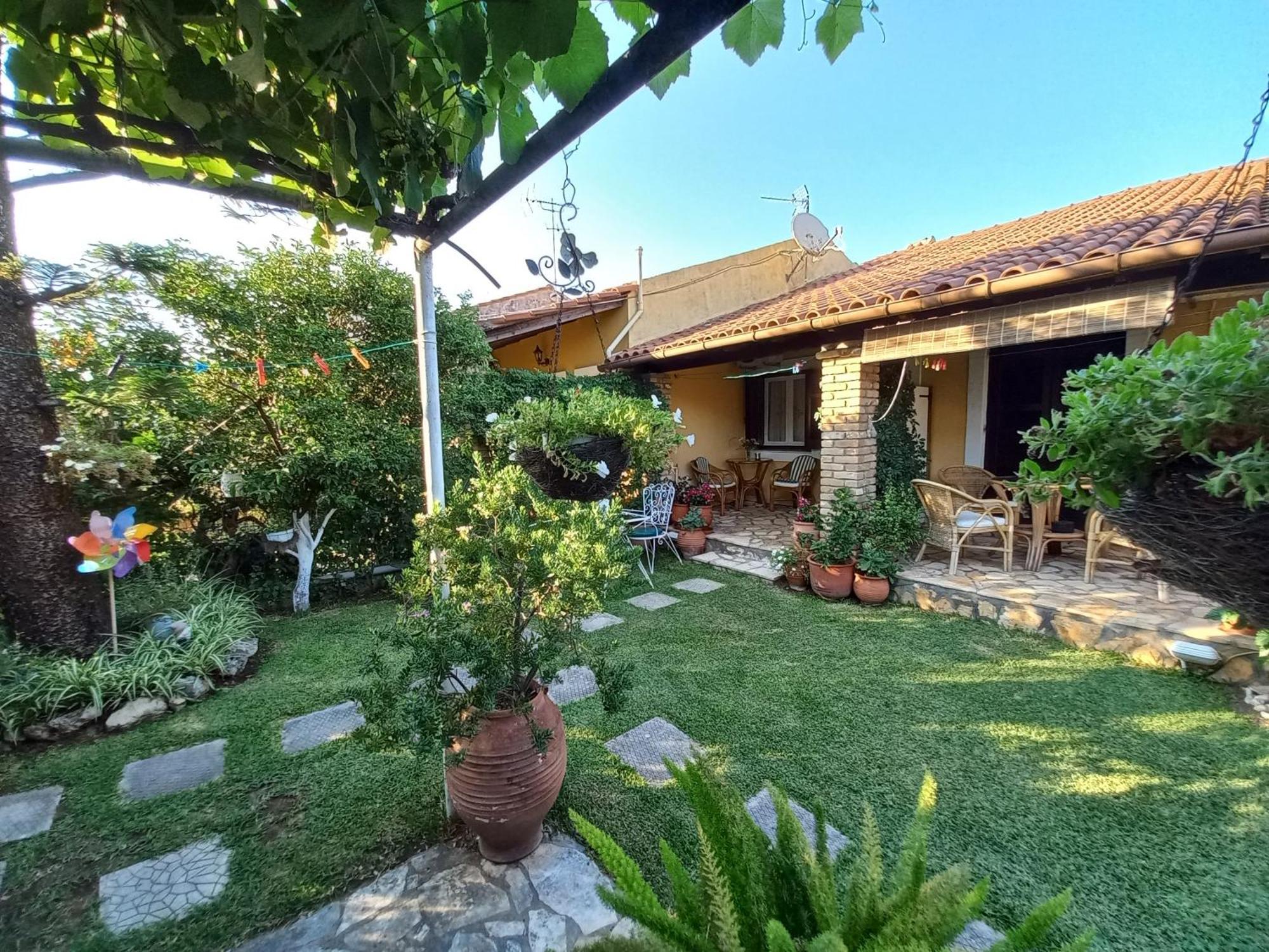 Villa Tina Country Beach Apartments Aharávi Szoba fotó