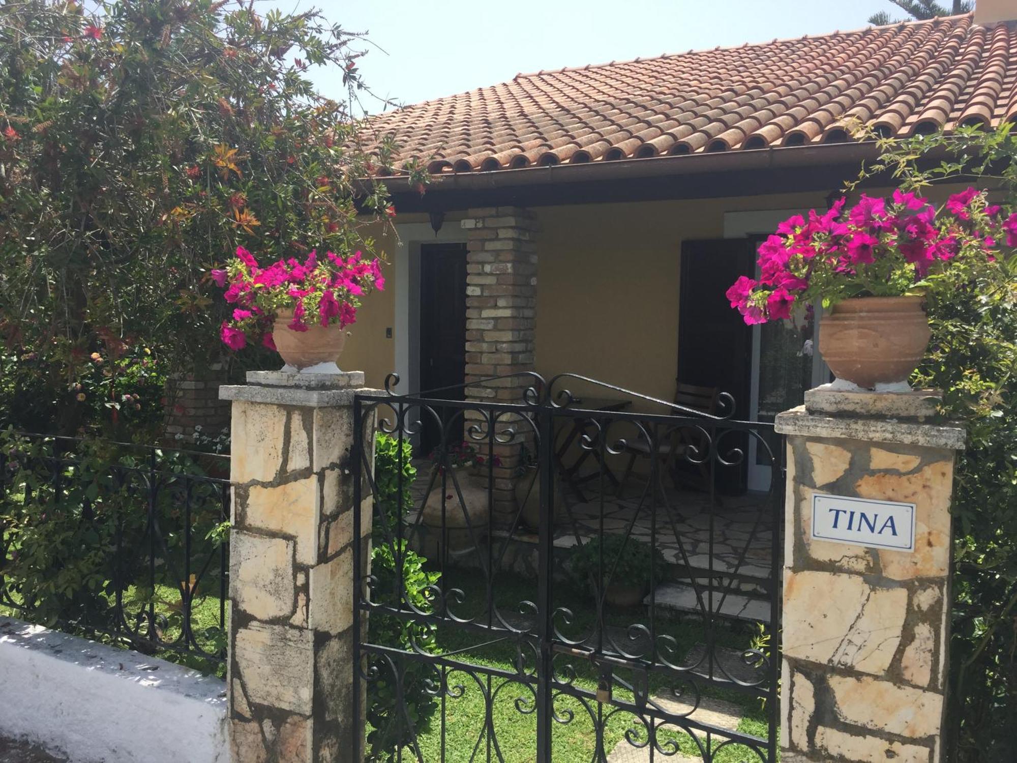 Villa Tina Country Beach Apartments Aharávi Szoba fotó